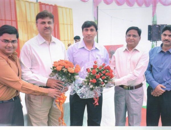 Opening Essar EXPRESSMART